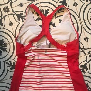 Lululemon size 8 workout tank